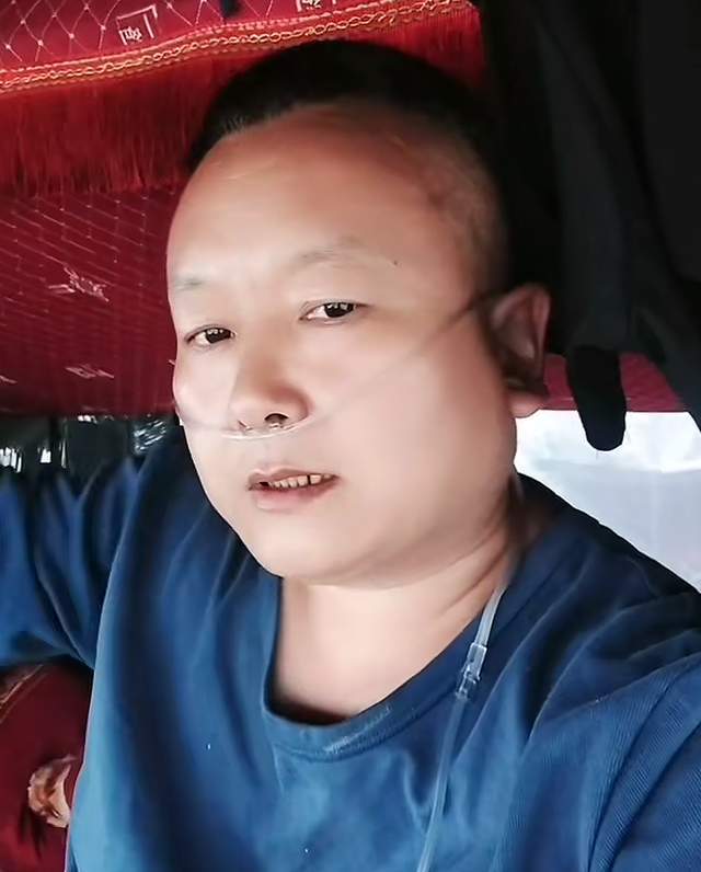 荣客死青藏线！家中养六个孩子缺氧后仍坚持AG真人游戏第一品牌河南46岁卡友常志(图5)